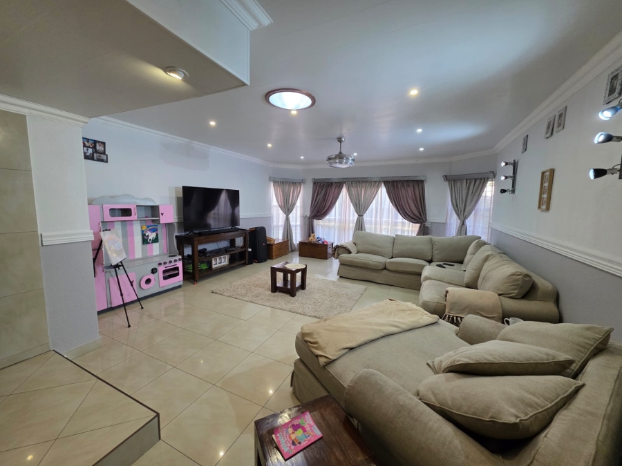 3 Bedroom Property for Sale in Vaalpark Free State